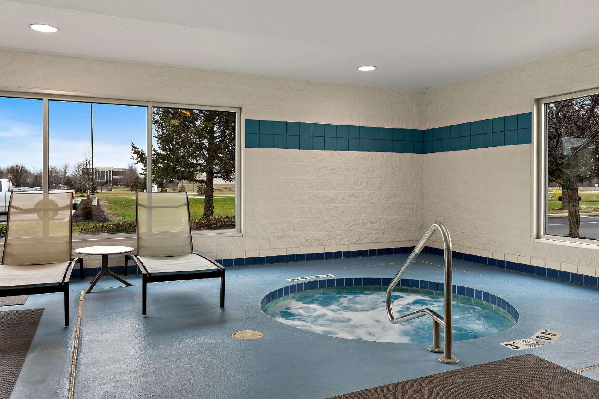Comfort Inn & Suites Фремонт Екстер'єр фото
